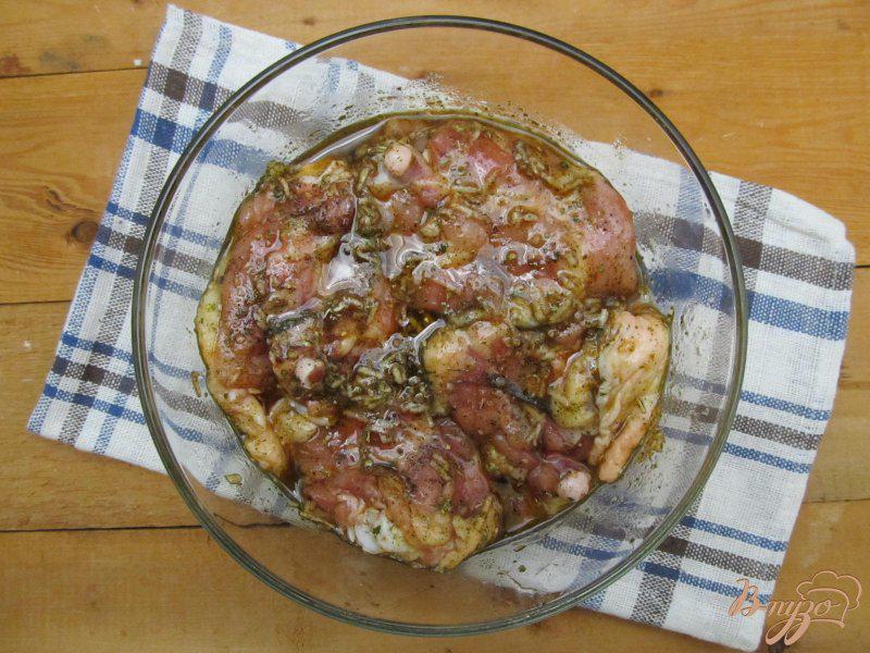 Фото приготовление рецепта: Ароматные  куриные бедра гриль. шаг №4