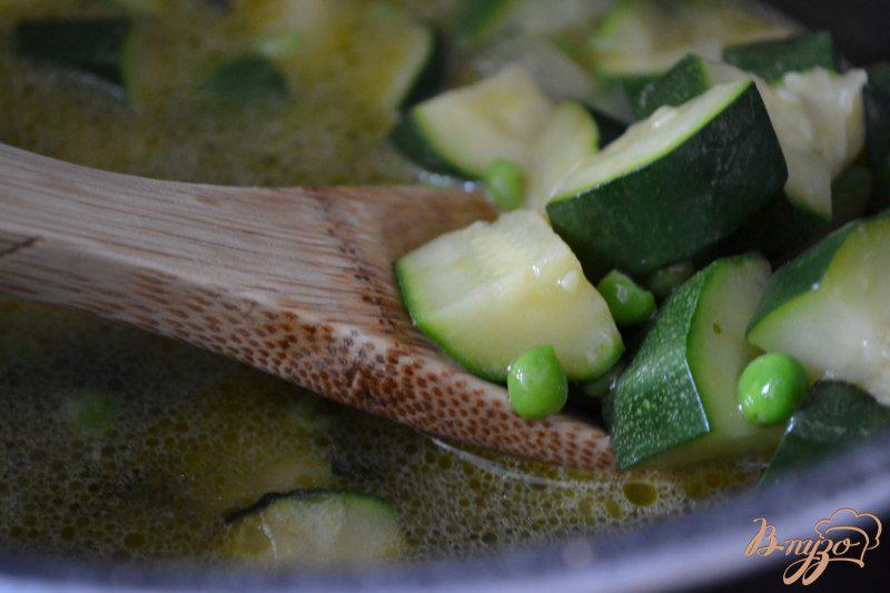 Фото приготовление рецепта: Густой овощной суп с булгуром шаг №2