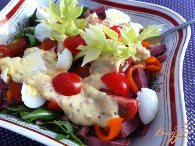 Фото приготовление рецепта: Салат овощной с языком шаг №7