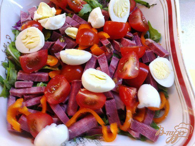 Фото приготовление рецепта: Салат овощной с языком шаг №5