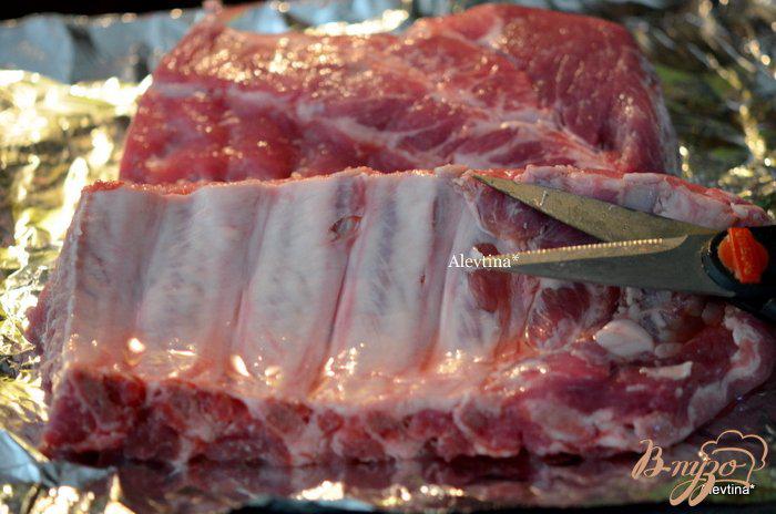 Фото приготовление рецепта: Лаковые свиные ребрышки с медовой глазурью шаг №1