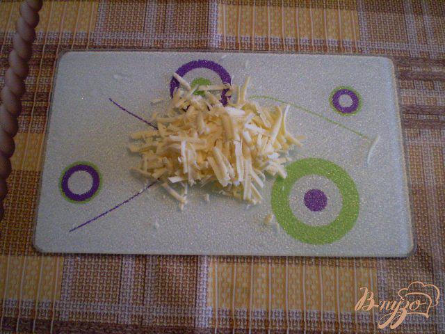 Фото приготовление рецепта: Фриттата с картофелем и сыром шаг №5