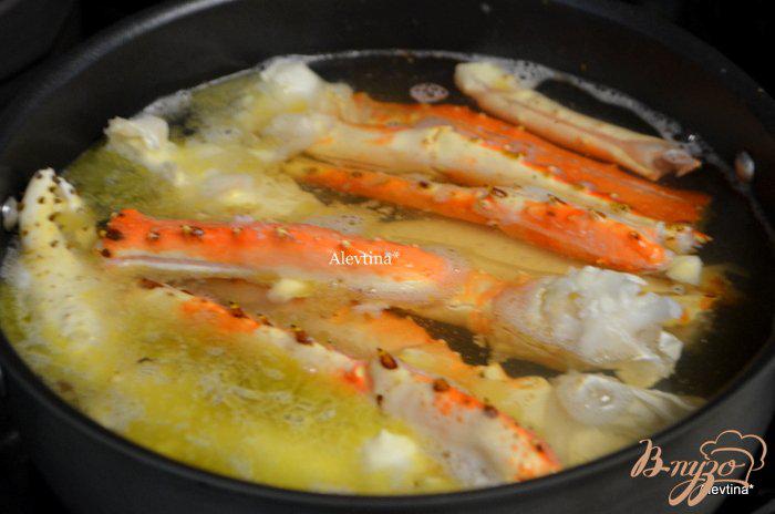 Фото приготовление рецепта: Как приготовить вкусно морепродукты шаг №2