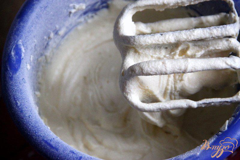 Фото приготовление рецепта: Мраморный кекс - пятиминутка шаг №3