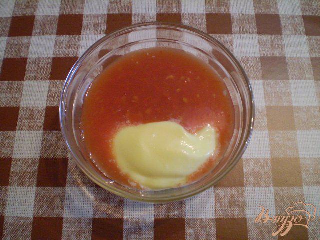 Фото приготовление рецепта: Куриные ножки в томатном соке с базиликом шаг №4