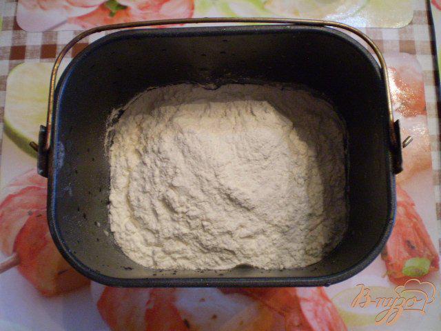 Фото приготовление рецепта: Хлеб на кислом молоке с кунжутом шаг №4