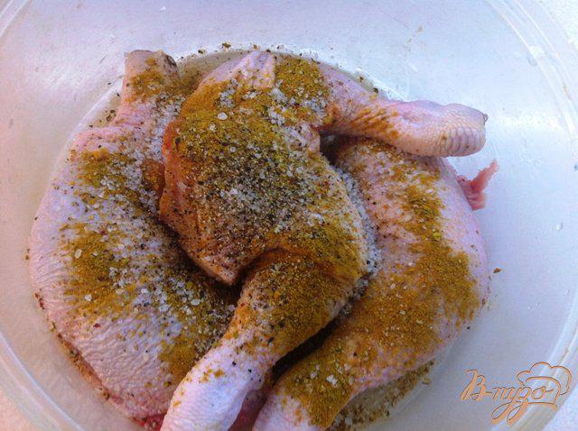 Фото приготовление рецепта: Куриные окорочка в специальном маринаде шаг №3