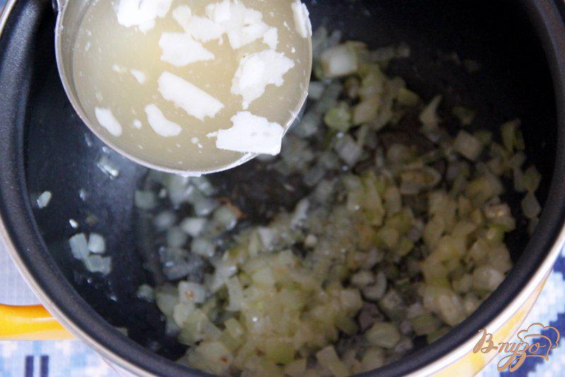 Фото приготовление рецепта: Йогуртовый суп с перловой крупой шаг №2