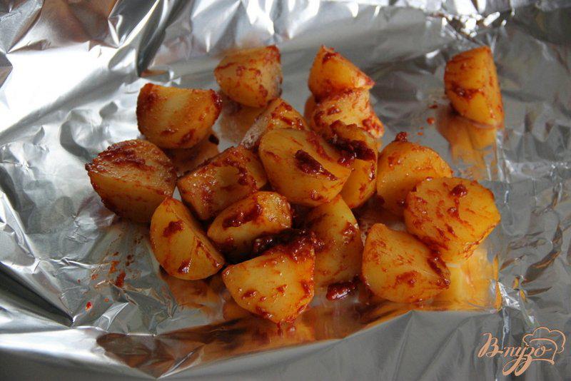 Фото приготовление рецепта: Томатный картофель шаг №4