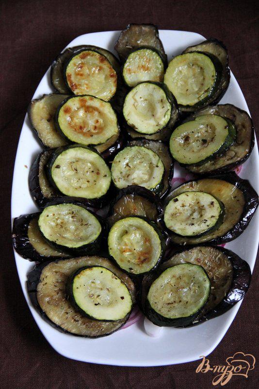 Фото приготовление рецепта: Салат из запечённых овощей шаг №4