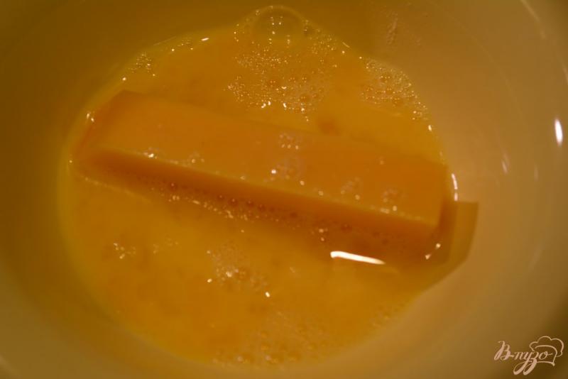Фото приготовление рецепта: Сливочный суп с сыром и сырными палочками шаг №8