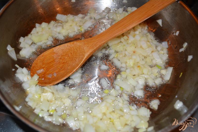 Фото приготовление рецепта: Картофель с начинкой запеченый с сыром шаг №5