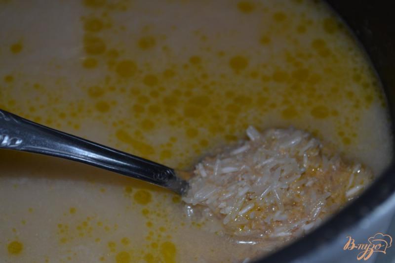 Фото приготовление рецепта: Рисовый гарнир с арахисовым вкусом шаг №3