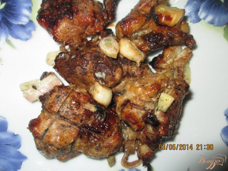 Фото приготовление рецепта: Мясо свинины на костре шаг №4