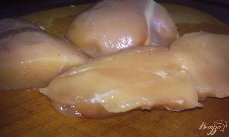 Фото приготовление рецепта: Куриное филе с кумкватом шаг №2