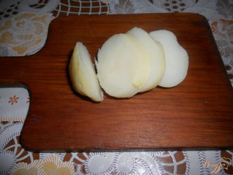 Фото приготовление рецепта: Простая закуска из сельди и картофеля шаг №1
