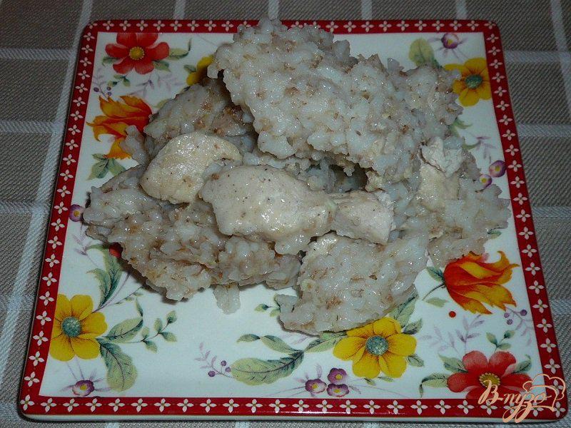 Фото приготовление рецепта: Каша рисово-овсяная с курочкой шаг №12