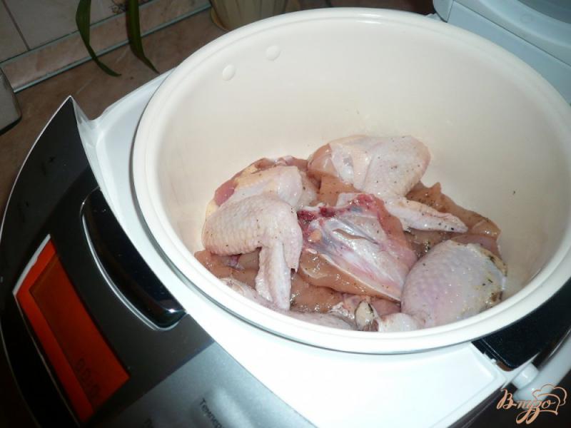 Фото приготовление рецепта: Курица в собственном соку шаг №5