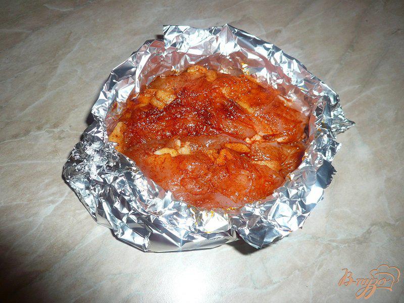 Фото приготовление рецепта: Пастрома с яблоком шаг №7