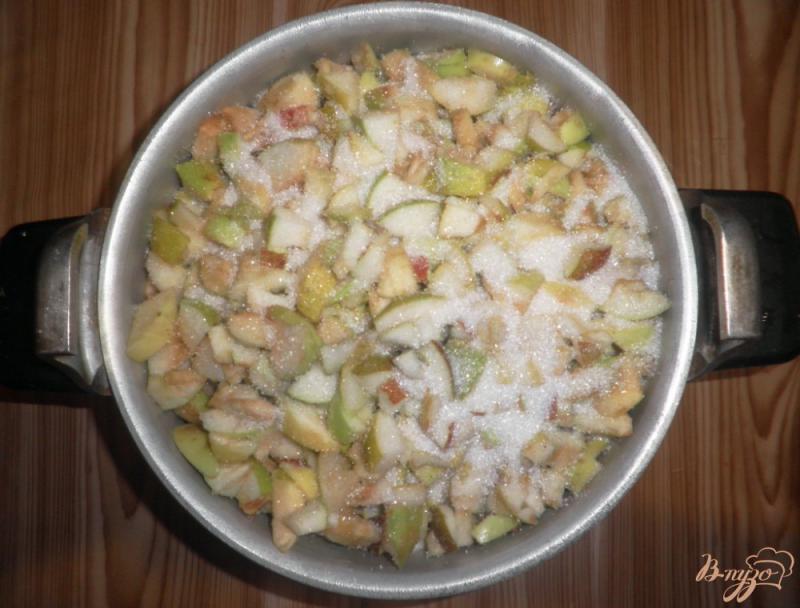 Фото приготовление рецепта: Грушево-яблочное варенье шаг №5