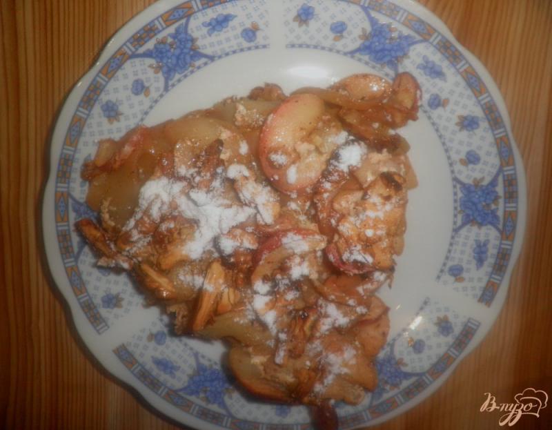 Фото приготовление рецепта: Пирог с овсянкой и яблоками шаг №7