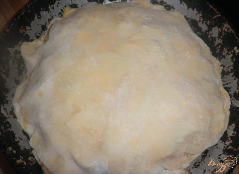 Фото приготовление рецепта: Осенний яблочный слоеный пирог шаг №6