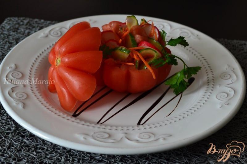 Фото приготовление рецепта: Овощной салат «Синьор Помидор» шаг №4