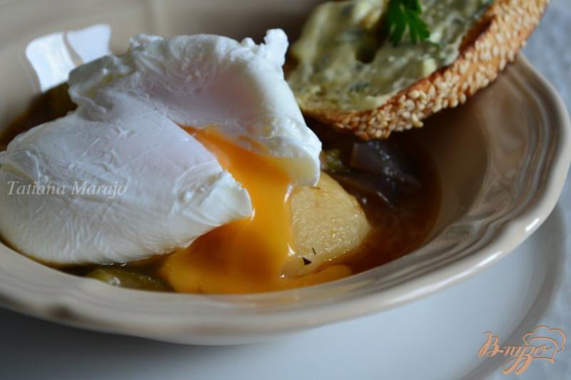 Фото приготовление рецепта: Овощное рагу по-провансальски с яйцом пашот шаг №7