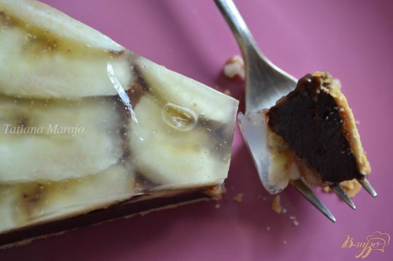 Фото приготовление рецепта: Шоколадный тaрт с бананами шаг №8