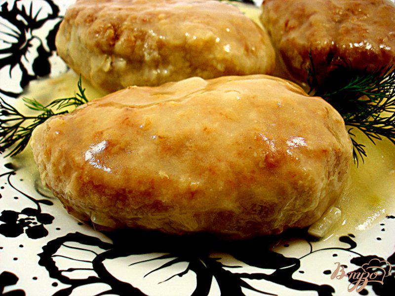 Фото приготовление рецепта: Котлеты с картофелем в соусе шаг №10