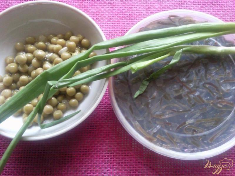 Фото приготовление рецепта: Салат из морской капусты шаг №1