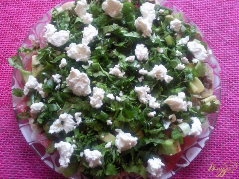Фото приготовление рецепта: Салат из овощей и авокадо шаг №3
