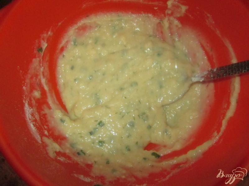 Фото приготовление рецепта: Оладьи из картофельного пюре шаг №6