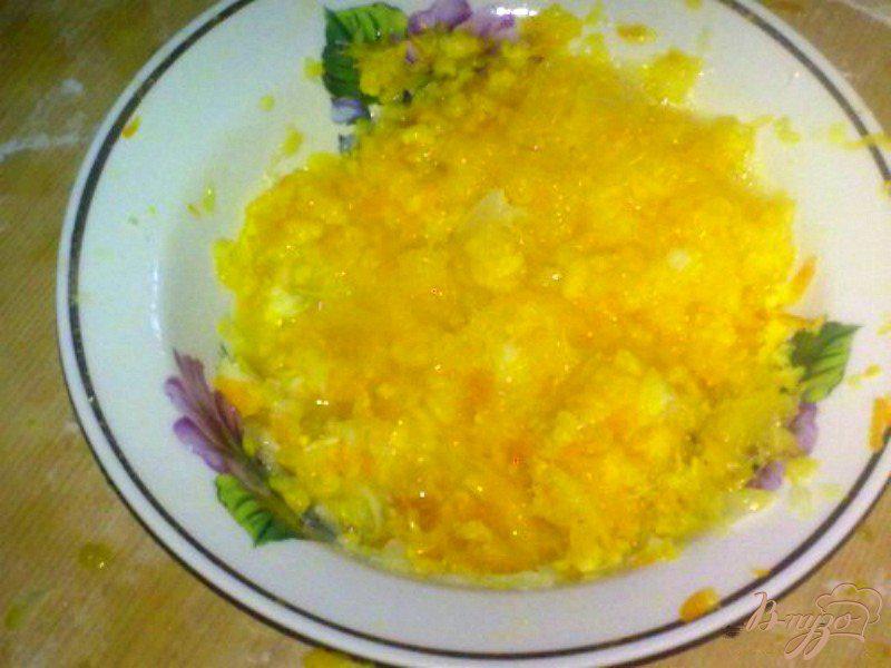 Фото приготовление рецепта: Апельсиново-лимонный пирог шаг №3