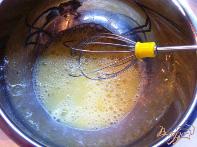 Фото приготовление рецепта: Омлет из брокколи с сыром шаг №2