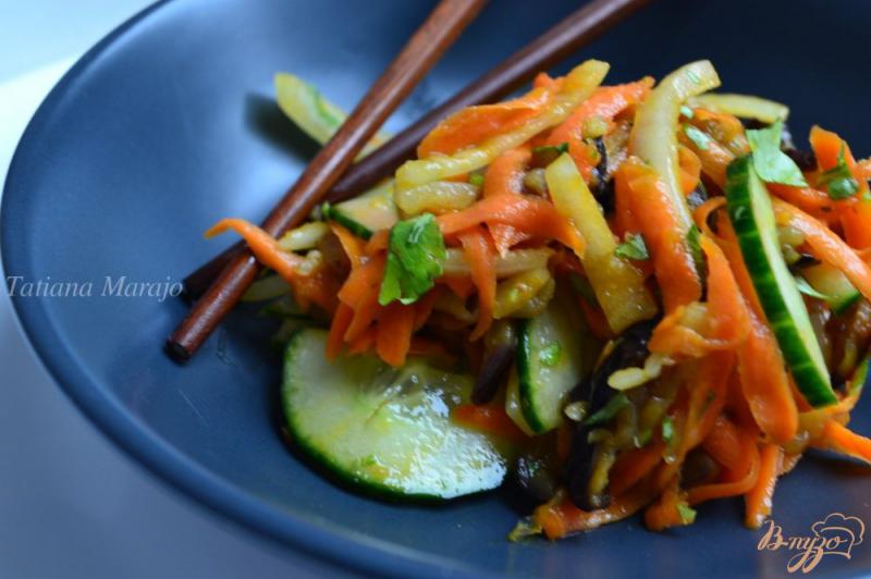Фото приготовление рецепта: Салат с морковью и баклажанами шаг №6