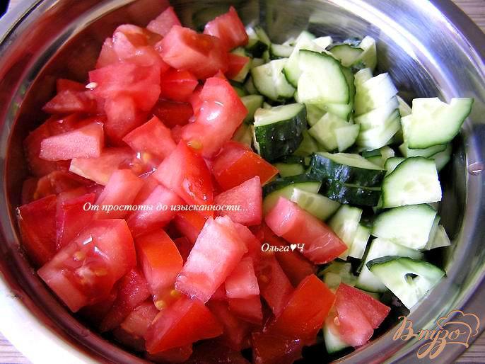 Фото приготовление рецепта: Салат из зеленой гречки с овощами и ореховой заправкой шаг №2