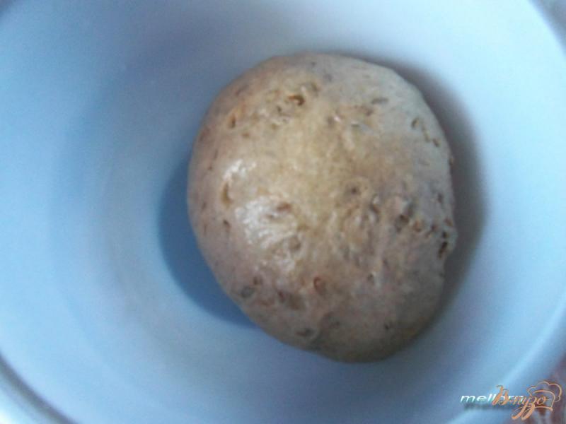 Фото приготовление рецепта: Ржано-пшеничный хлеб с семечками шаг №3