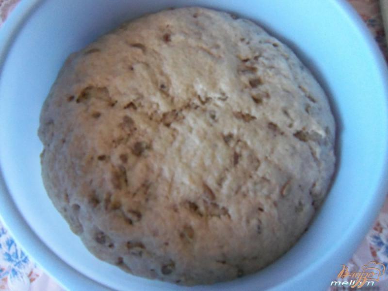 Фото приготовление рецепта: Ржано-пшеничный хлеб с семечками шаг №4