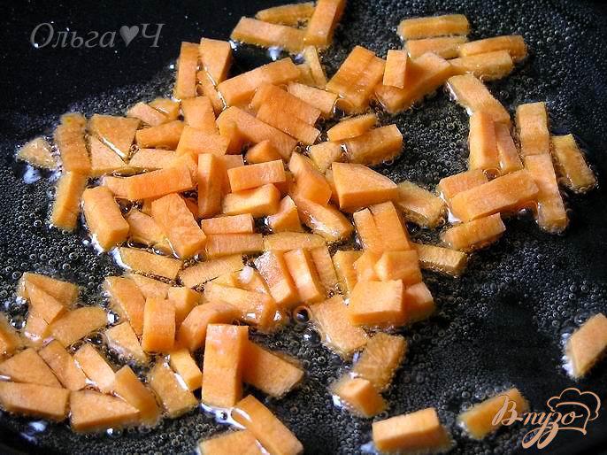Фото приготовление рецепта: Креветки в кисло-сладком соусе с рисом по-восточному шаг №3