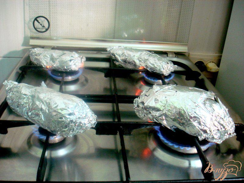 Фото приготовление рецепта: Средиземноморская баклажановая икра с дымком шаг №3