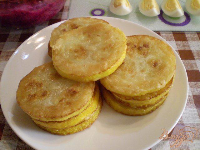 Фото приготовление рецепта: Закуска на кабачках шаг №5