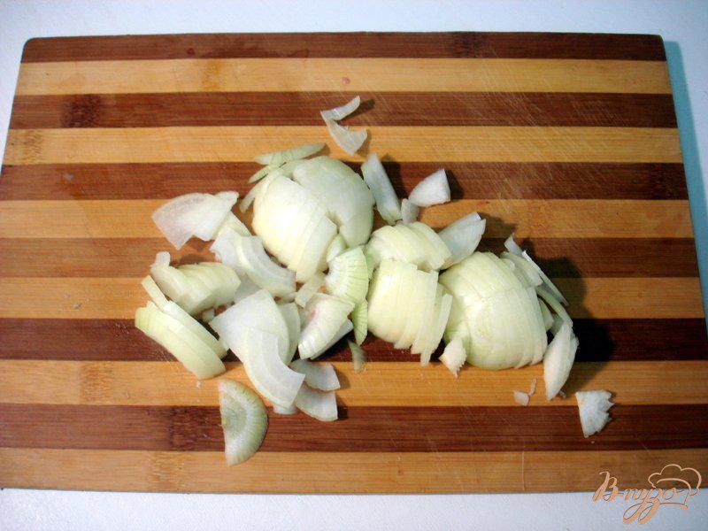 Фото приготовление рецепта: Баклажаны гарнирные с телятиной в соусе шаг №2