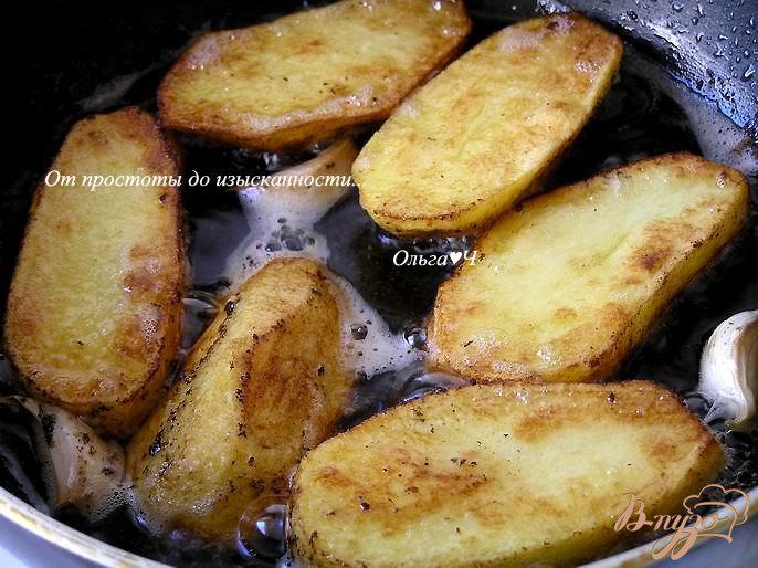 Фото приготовление рецепта: Картофель с хрустящей корочкой шаг №3