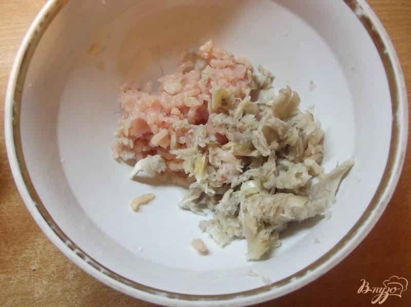 Фото приготовление рецепта: Котлеты куриные с грибами шаг №3