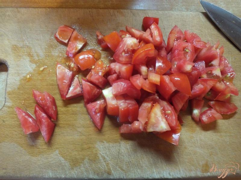 Фото приготовление рецепта: Паста с сыром сулугуни под базиликово-помидорным соусом шаг №2