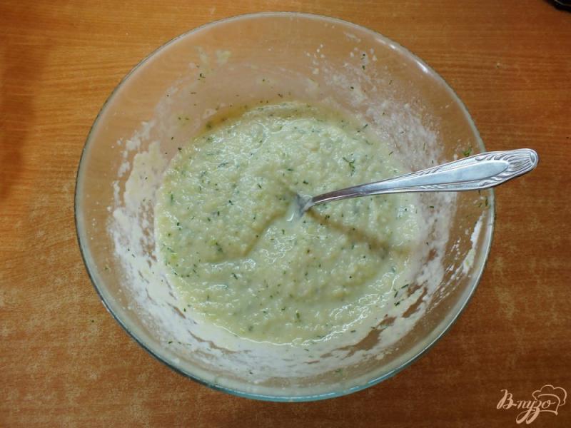 Фото приготовление рецепта: Летний крем-суп из сельдерея шаг №7