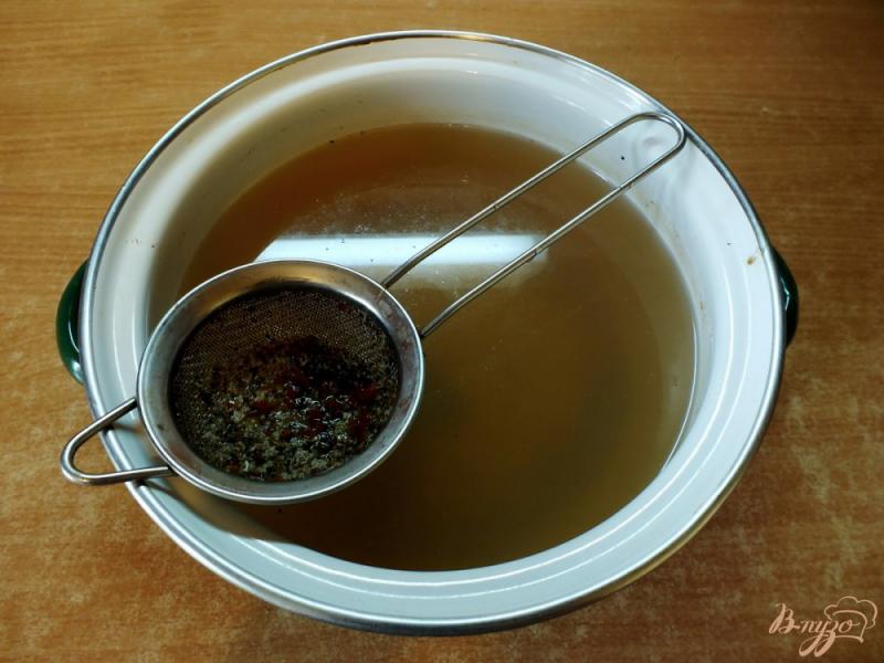 Фото приготовление рецепта: Летний крем-суп из сельдерея шаг №5
