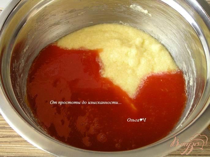 Фото приготовление рецепта: Сладкое томатное печенье шаг №2