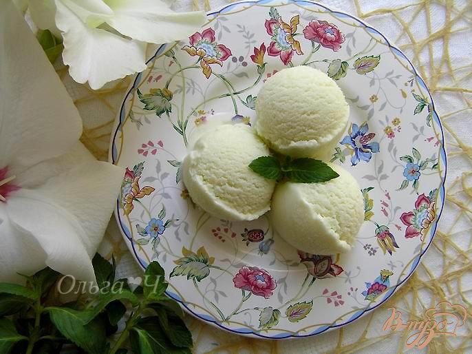 Фото приготовление рецепта: Мороженое «Мятный виноград» шаг №8